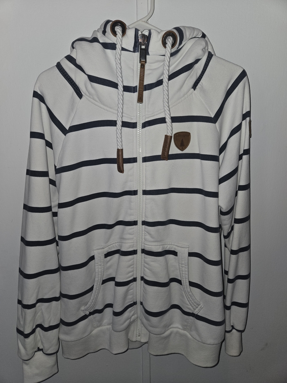 Wanakome White & Navy Striped Zip-Up Hoodie